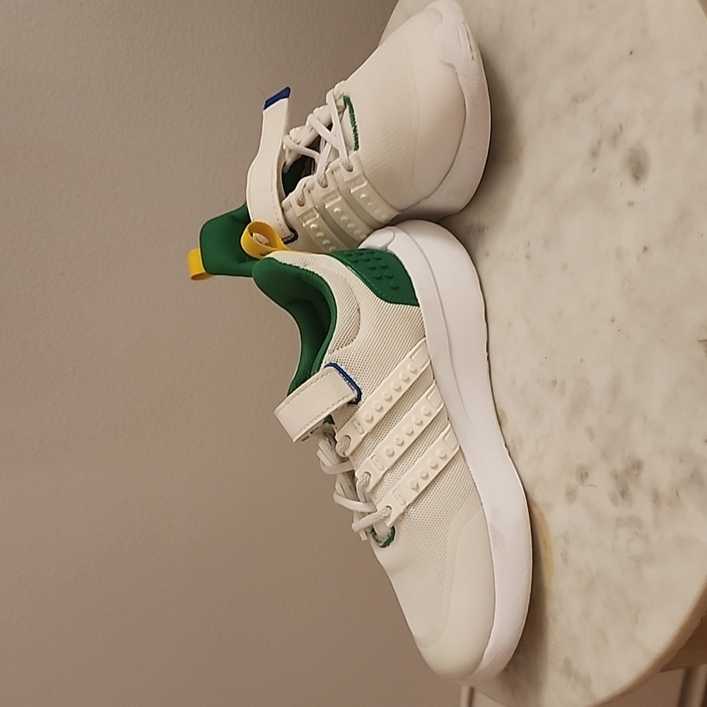 Youth Adidas Lego edition sz. 12.5